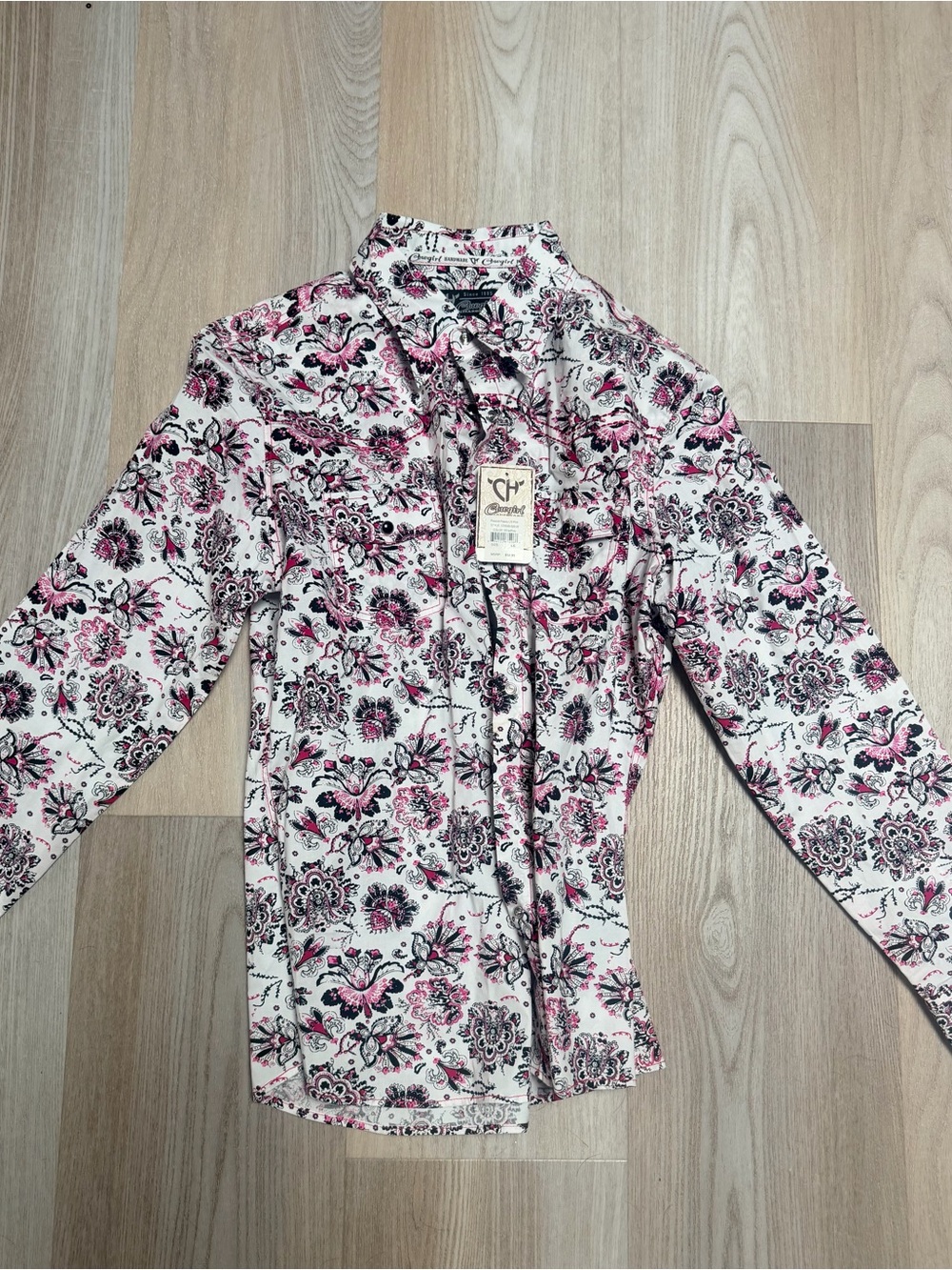 Nwt Pink Floral Paisley Button-Down Shirt
